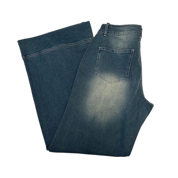 NWOT Flamingo Lightweight Light Wash Wide Leg Denim Pleated Front Jeans-Small-29 - Picture 7 of 14